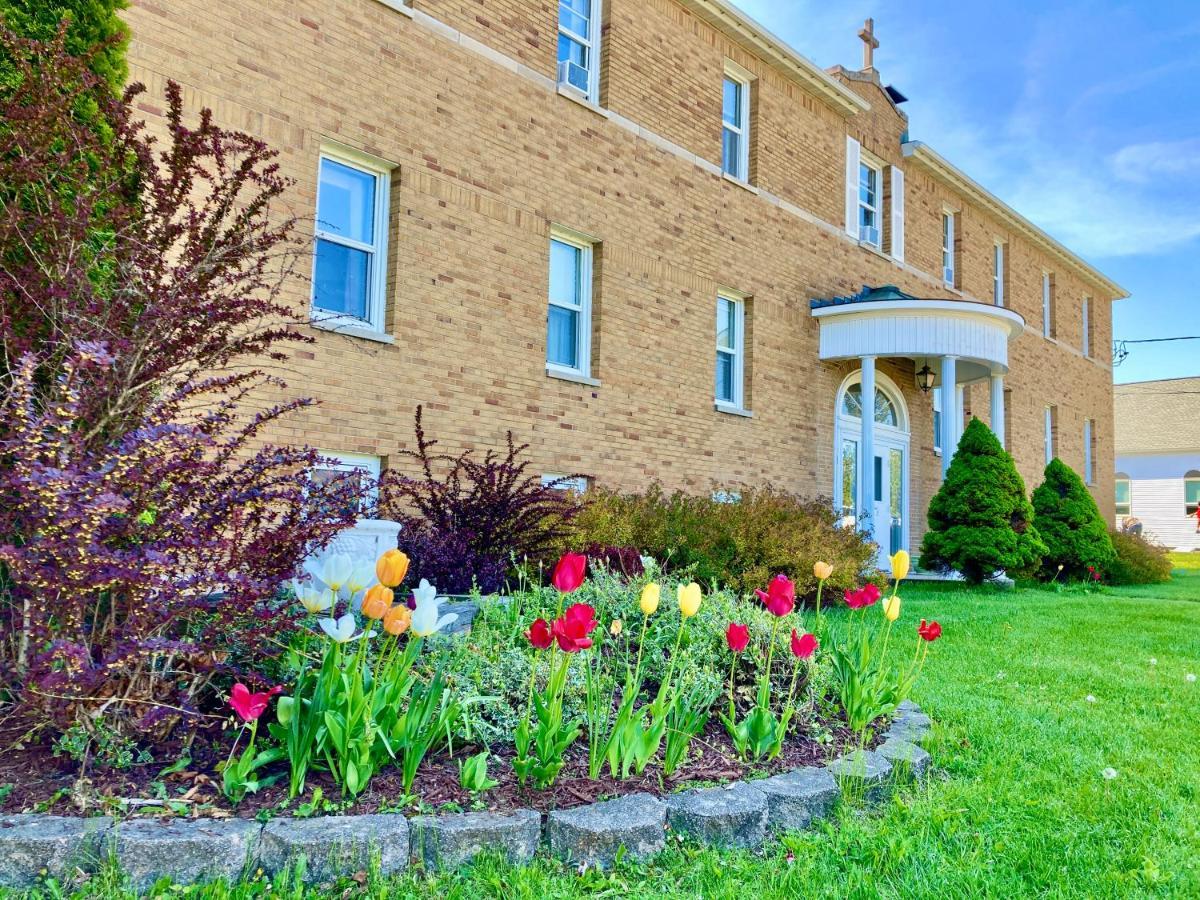 Garden Grove Retreat & Lodging Near Pictured Rocks, Fayette, Trails Kültér fotó