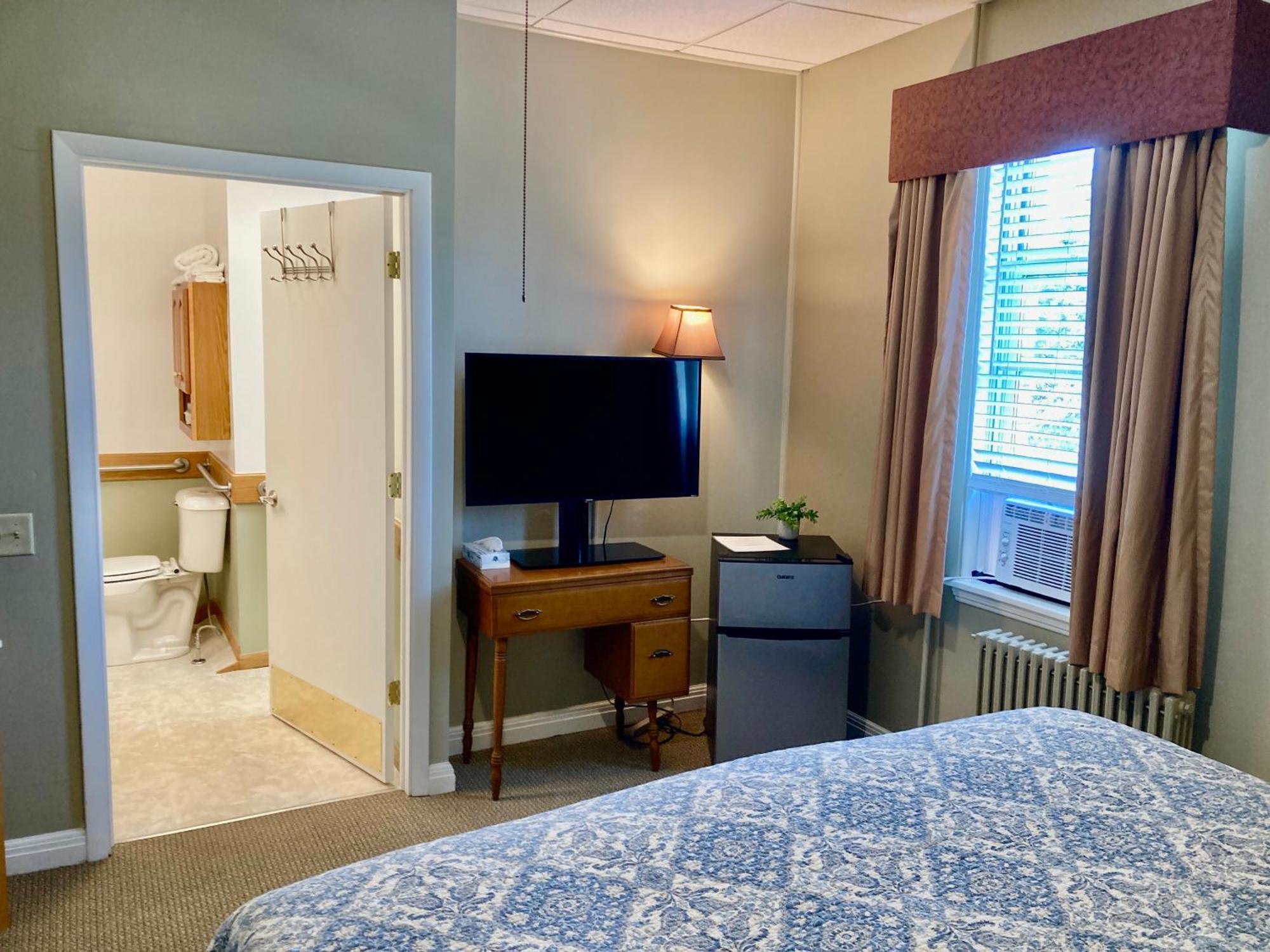 Garden Grove Retreat & Lodging Near Pictured Rocks, Fayette, Trails Kültér fotó