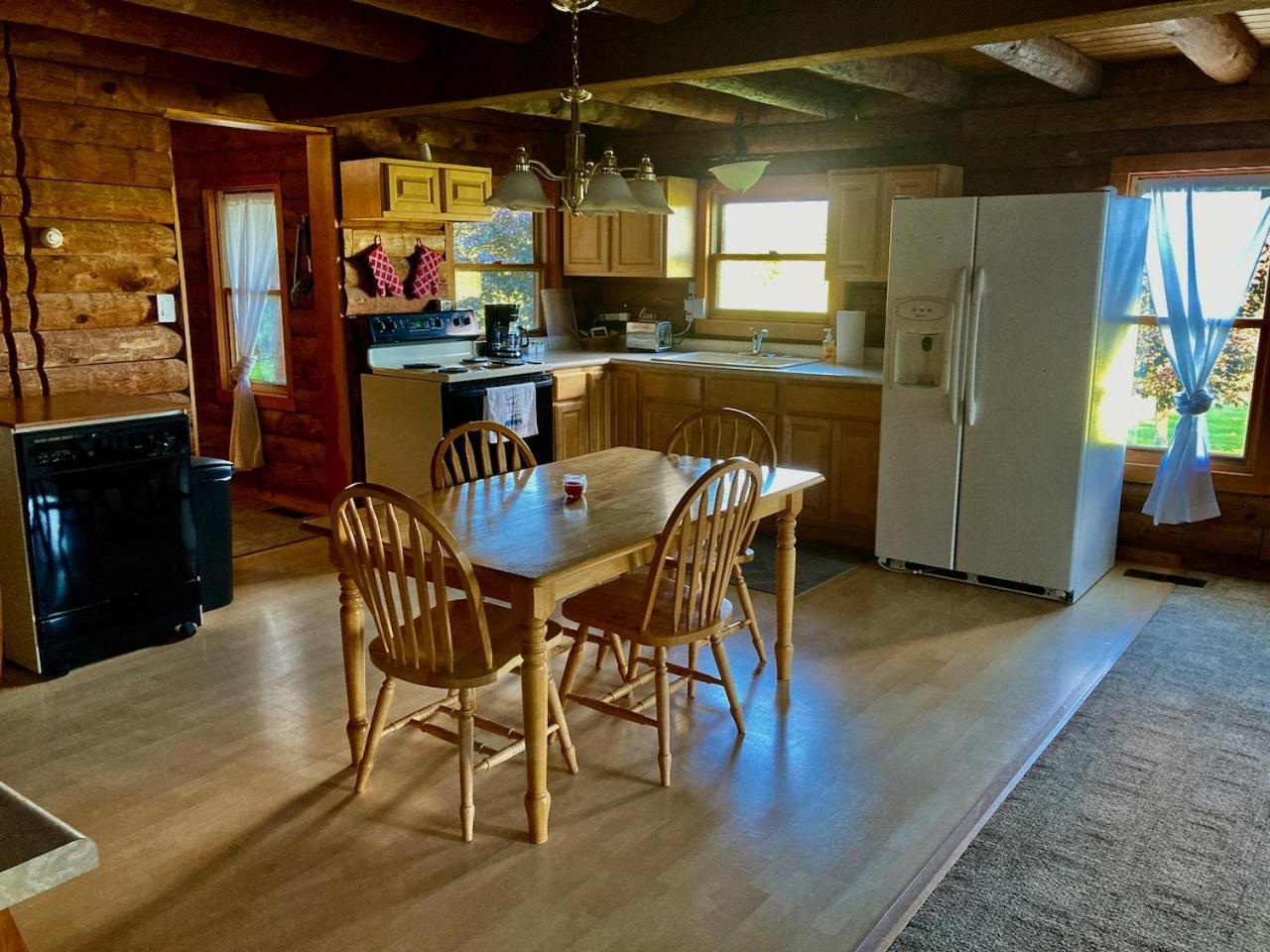 Garden Grove Retreat & Lodging Near Pictured Rocks, Fayette, Trails Kültér fotó